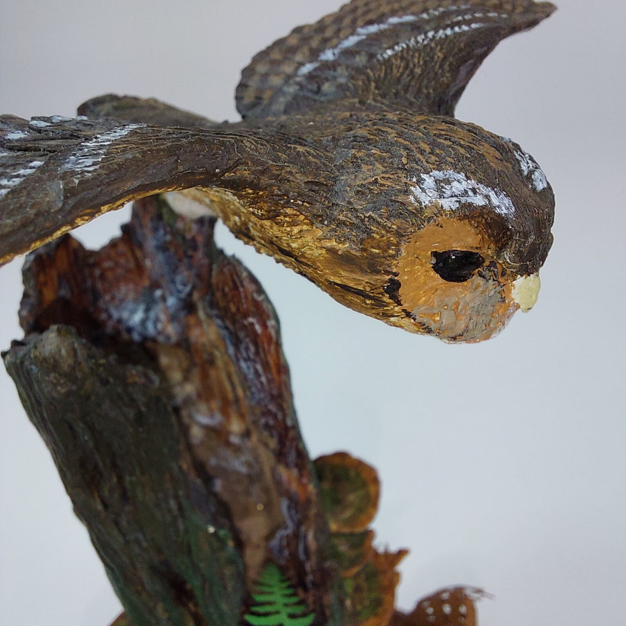 Merlin Collection Owl Figurine on Tree Decorative Stump Collectible Statue Art d6