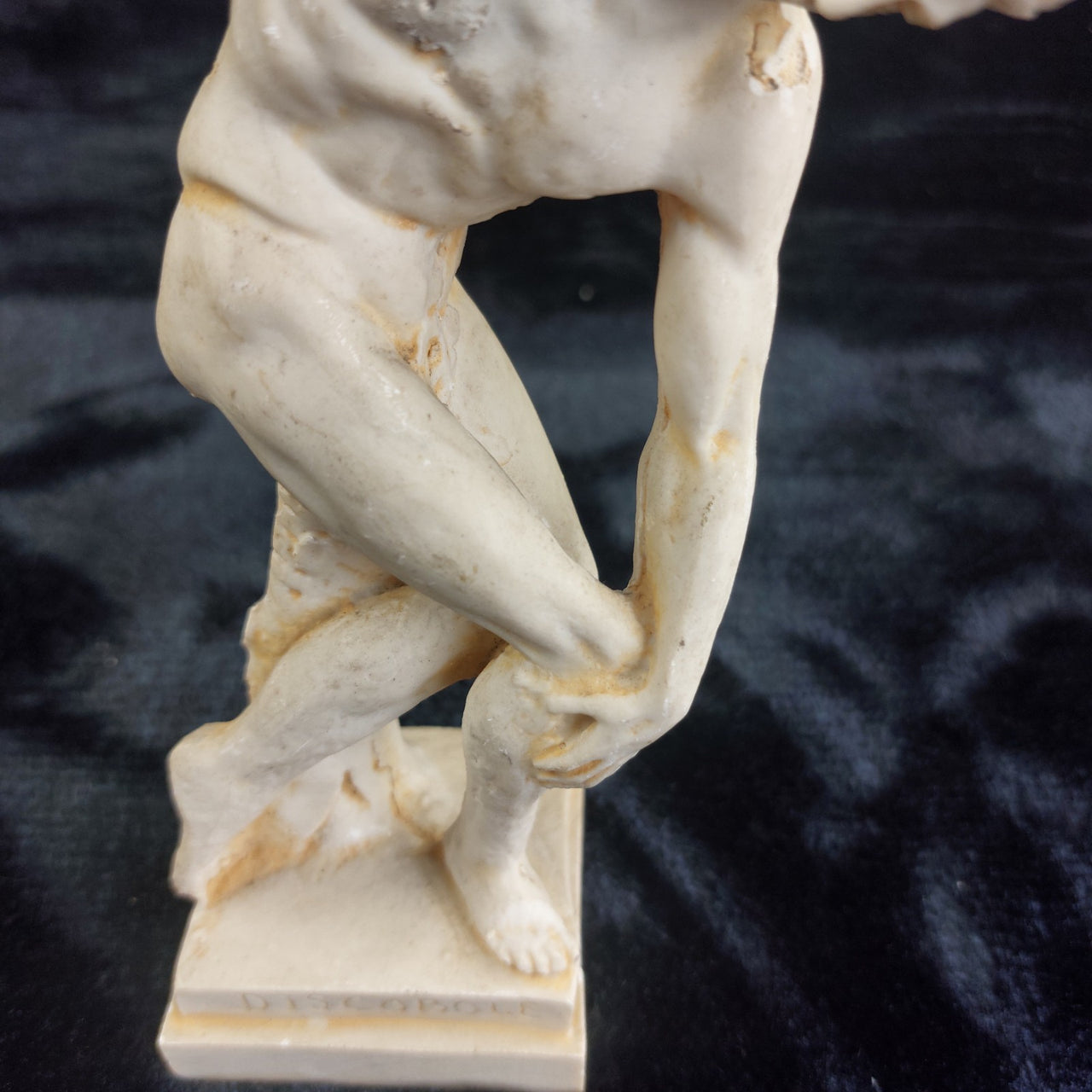 Greek Discobolus Thrower Discus Statue Made in Greece – 7in Resin Figure 347g.6