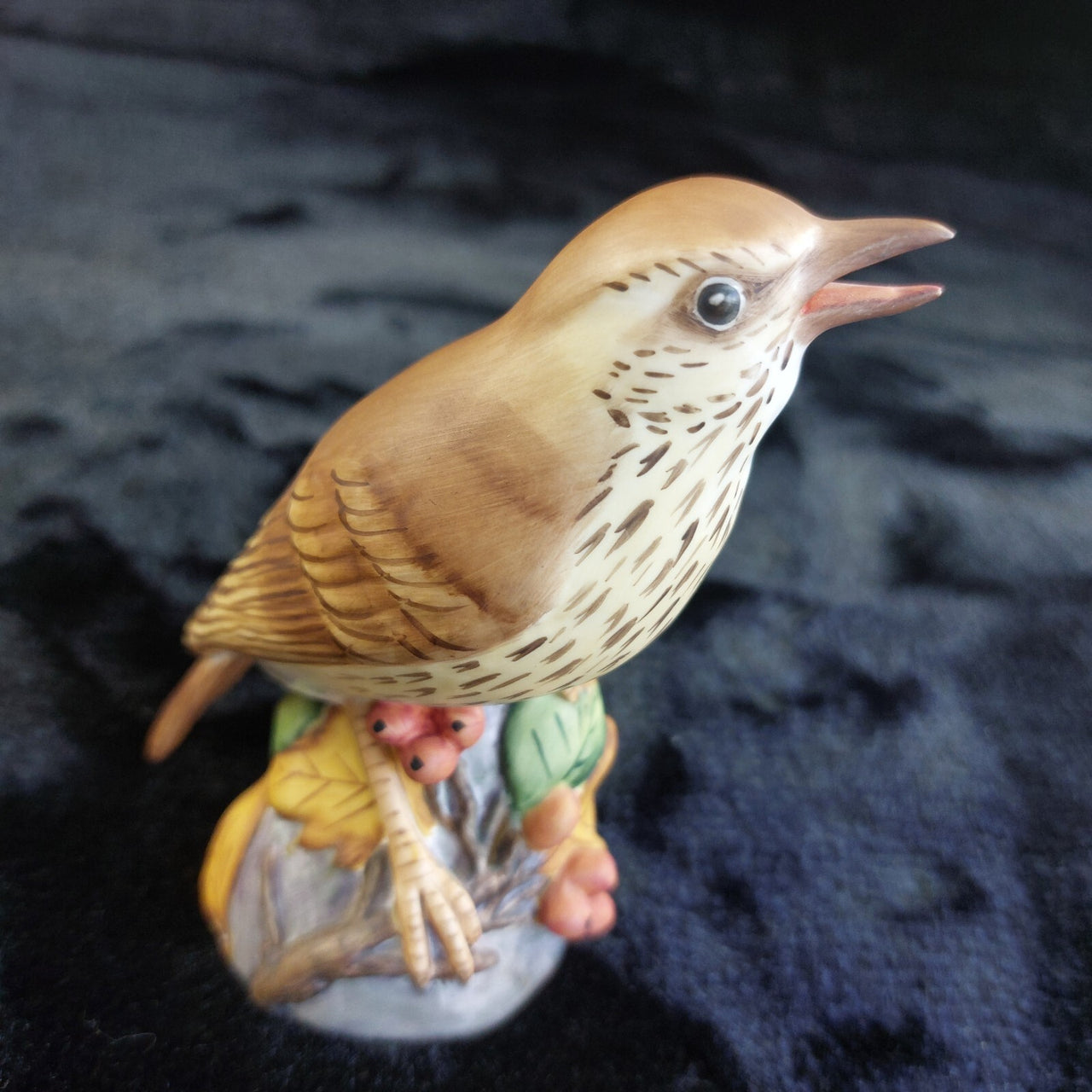 Royal Worcester Kingfisher & Thrush Bird Figurines England ceramic repaired7
