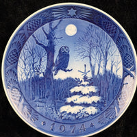 Thumbnail for Royal Copenhagen 1972-1974 Christmas Plates Set of 3 Blue Collectibles Porcelain14