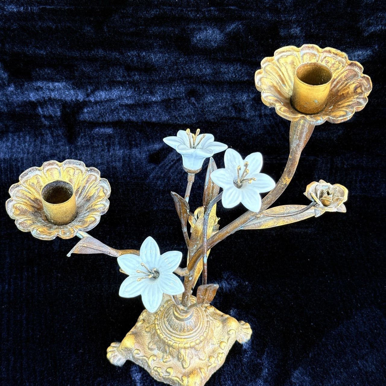 Italian Style Bronzed Brass Floral Candlestick White Ceramic Flowers gift 40cm16
