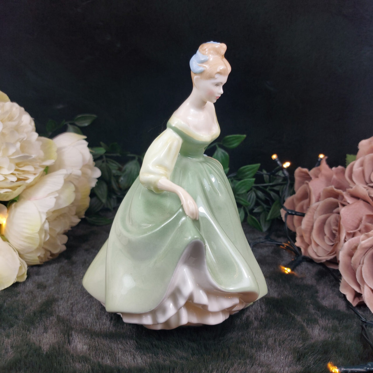 Royal Doulton Fair Lady Good Porcelain 1962 Figurine- HN2193  Mint Green Dress 6