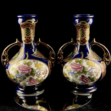 Japanese Cobalt Blue Porcelain Vases Pair Gold Gilt Floral Moriage Antique Decor1