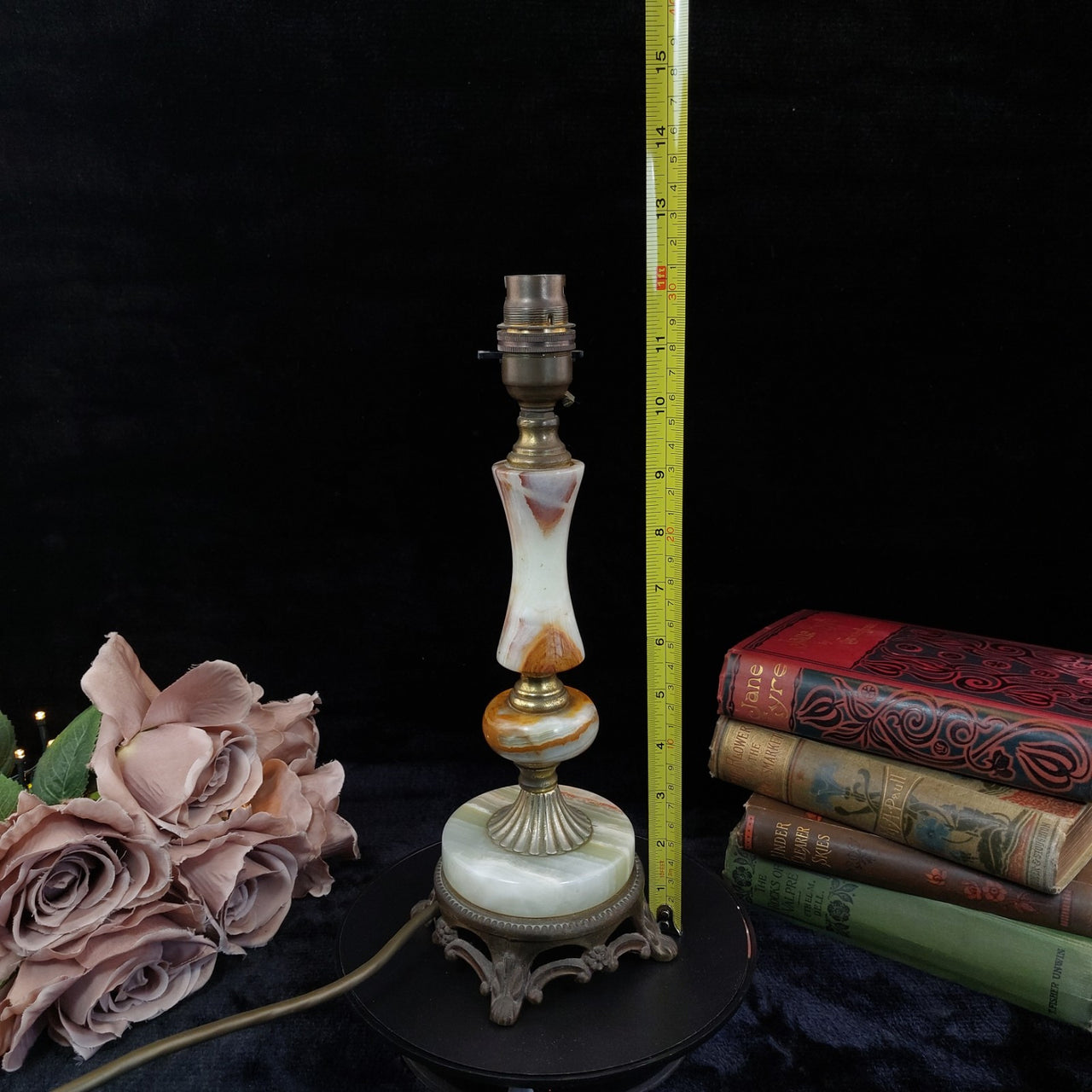 Vintage Onyx & Brass Table Lamp with Ornate Claw Foot Base Working Condition2