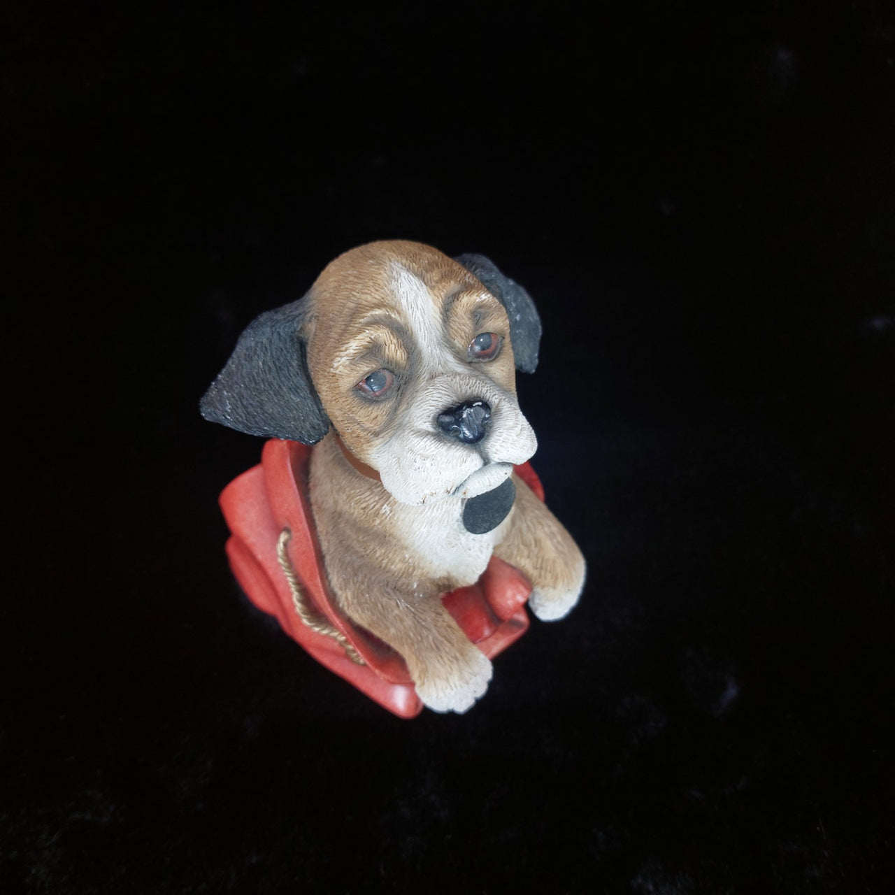 Leonardo Collection Dog Figurine 2001 – Good "Take Me Home!" Puppy in Sack2