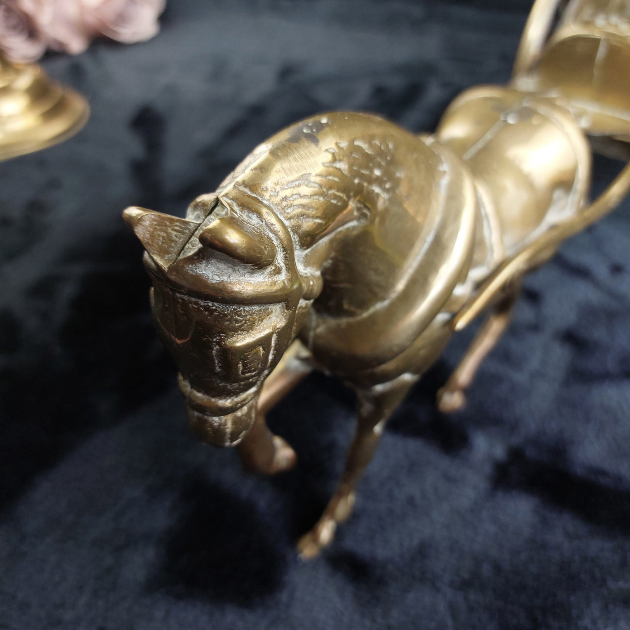 A large antique brass, Big horse with cab. 4.5 Kg Nicely sculpted and cast. gift22