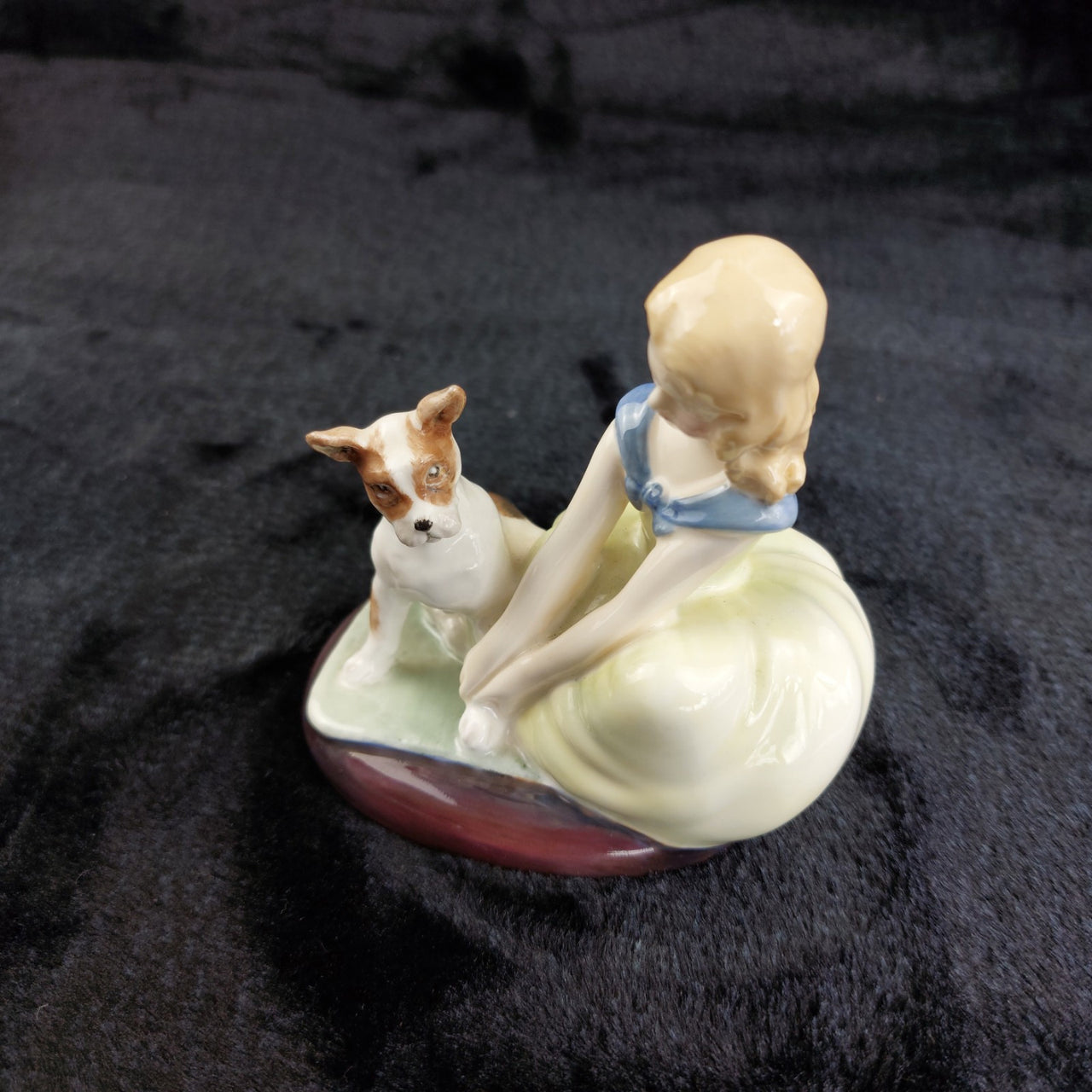 Royal Doulton Golden Days HN2274 Girl Dog Figurine China Bone Good 1963 Vintage10