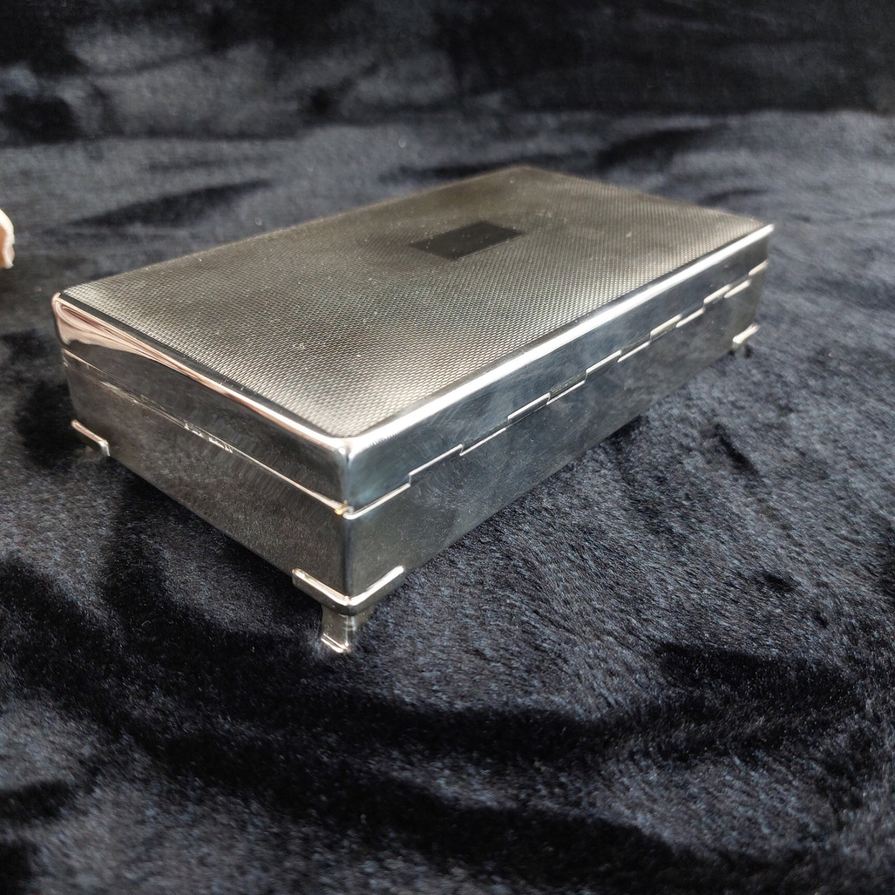 Good Silver Aristocrat Plated Cigarette Box Wood Lined 332g 6x3x2” England 1950s9