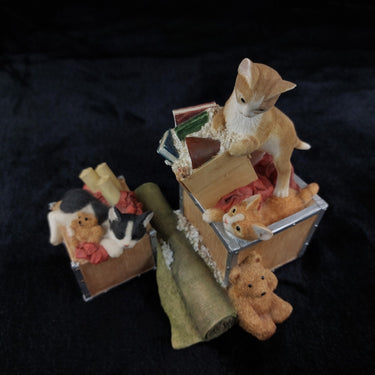 Sherratt & Simpson Cats Good Figurine 2004 Moving House Resin Ornament Fine 6.5