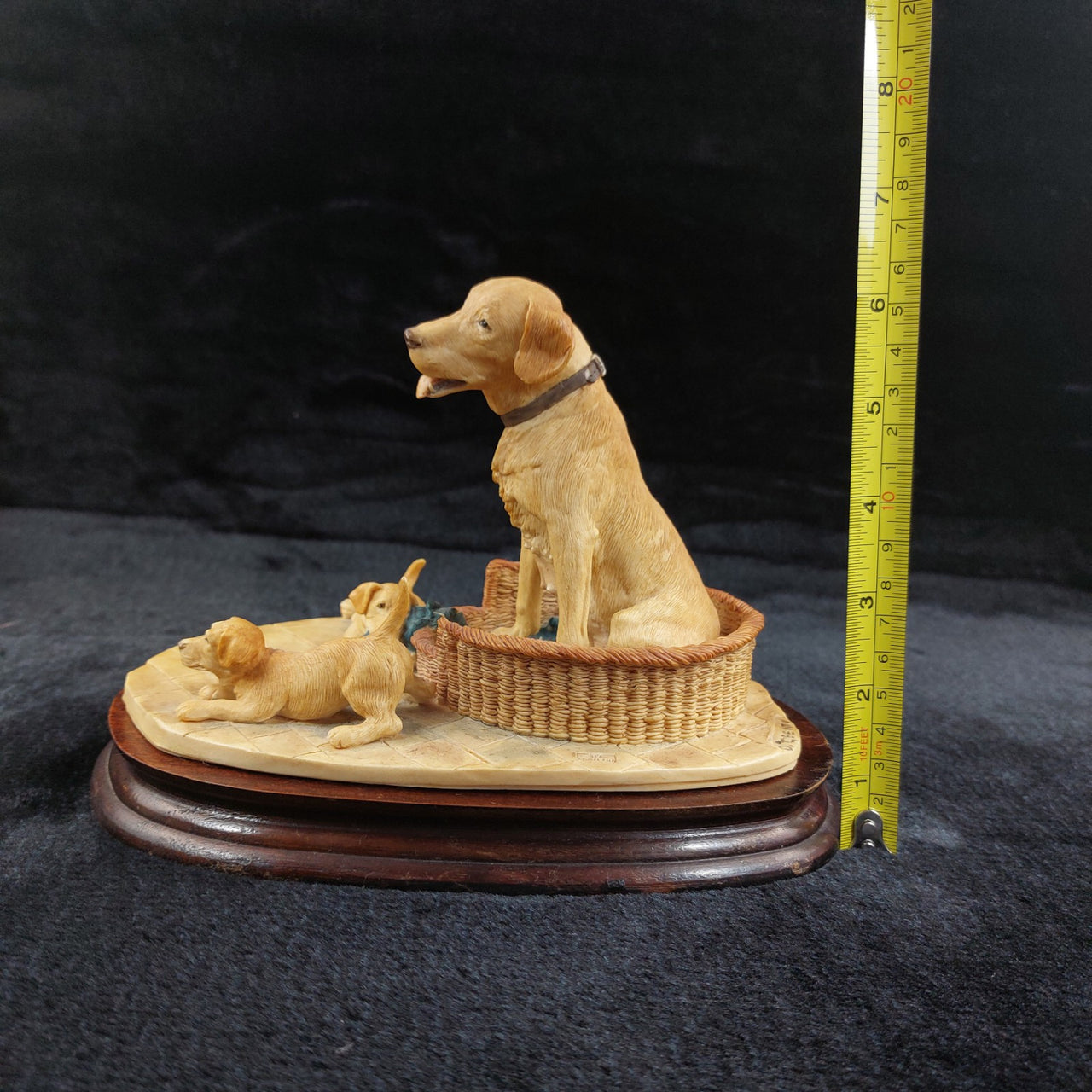 Border Arts Fine Golden Labrador & Pups signed D.Geenty 1980 decor bookshelf.4