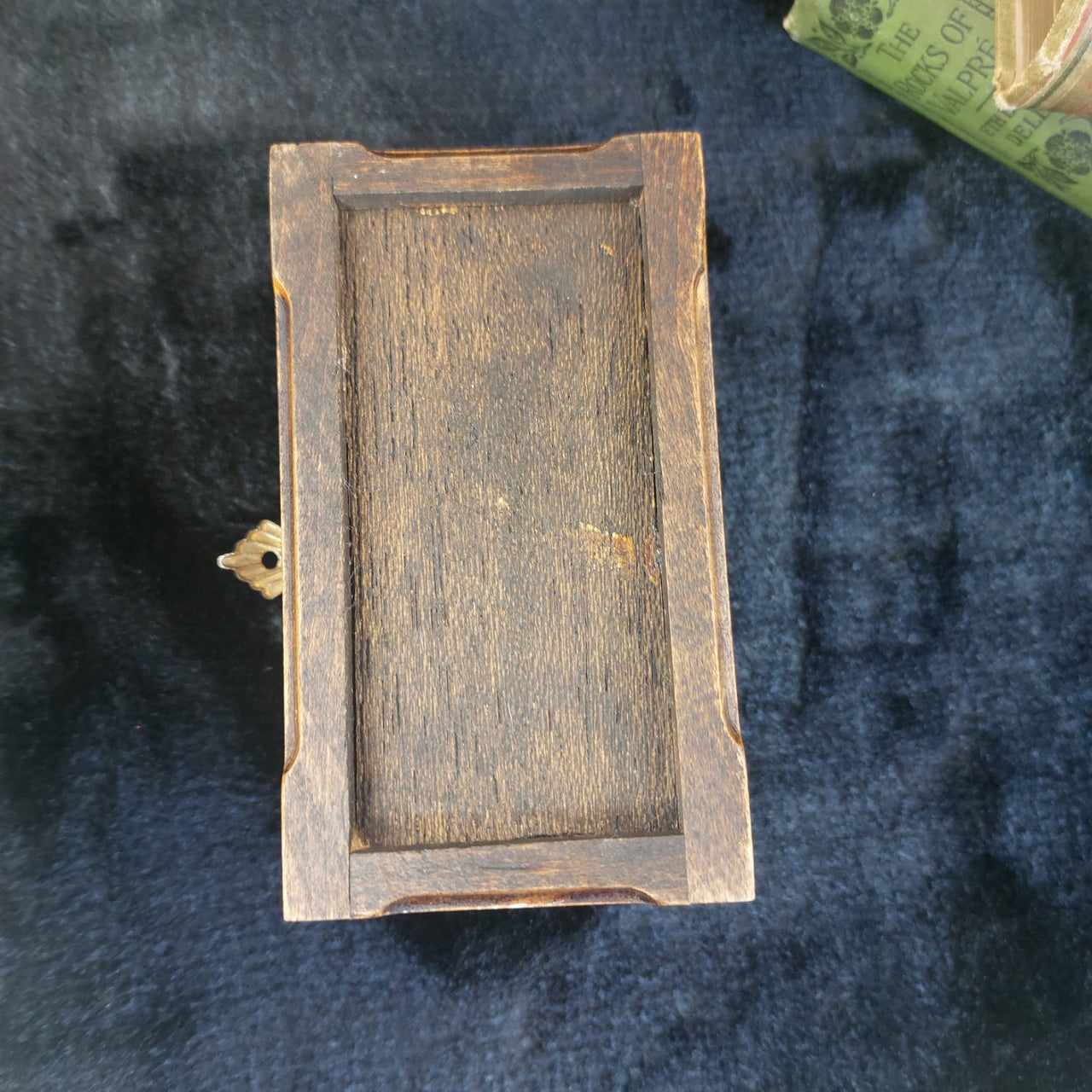 French Vintage Wooden Jewelry Box –Small Chest with Red Velvet Lini Hand-Carved7
