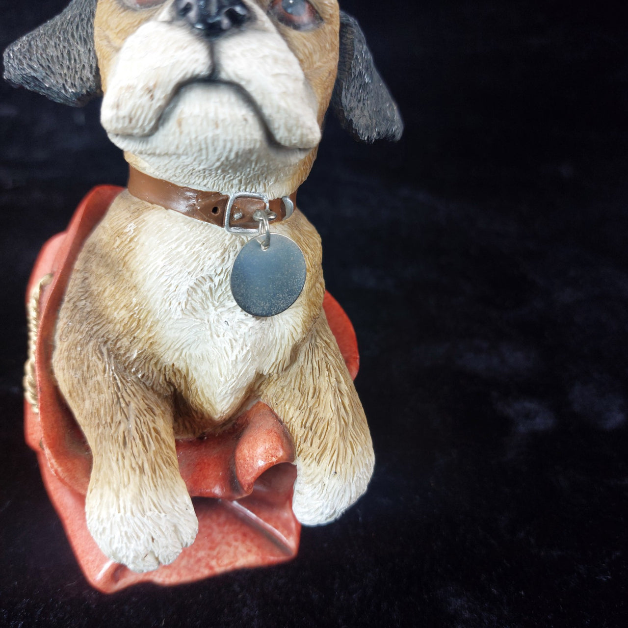 Leonardo Collection Dog Figurine 2001 – Medium "Take Me Home" Puppy in Sack7