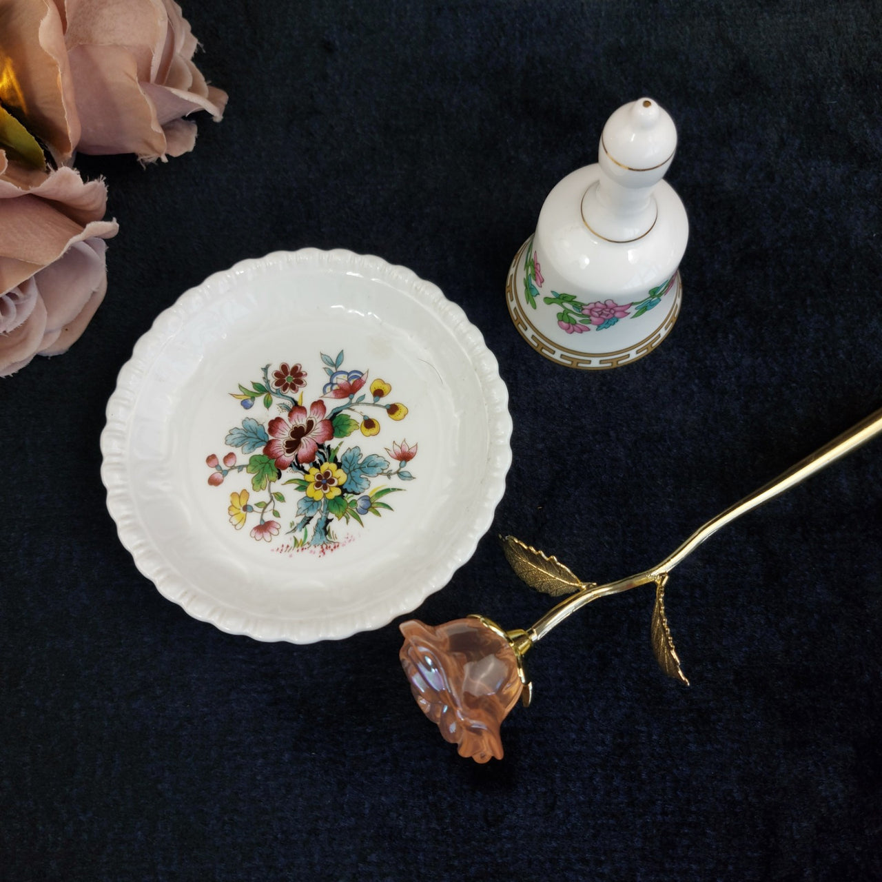 Ming Rose Coalport & Plate Bell Set – Floral Vintage Bone China pin dish White0