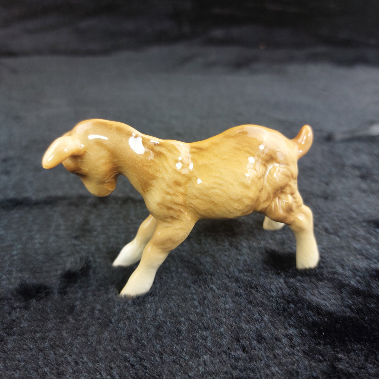 Beswick England Goat Figurine 2.5" Tall – Good Vintage Porcelain Farm Animal2