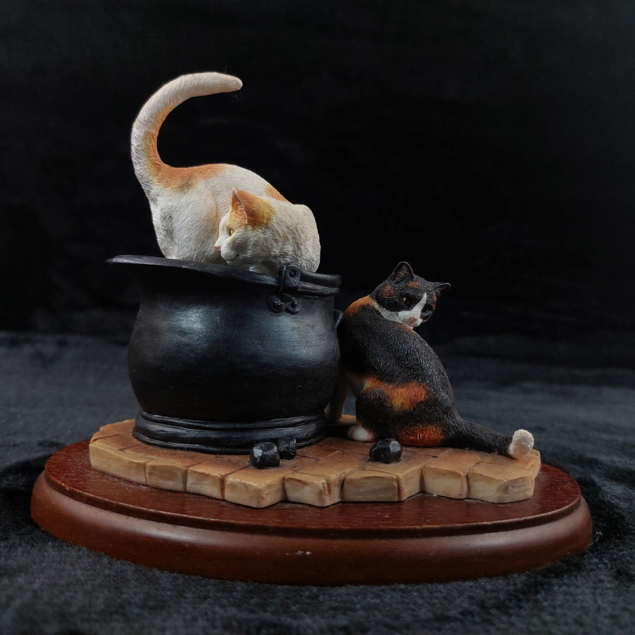 Border Fine Arts A20872 Sweep & Sooty Figurine Cats Scene James Herriot 200912