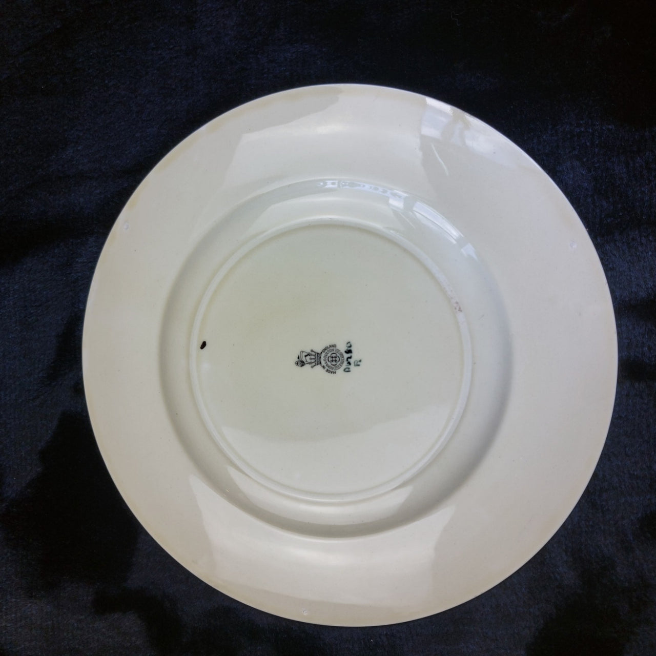 Doulton Royal "The Parson" Plate –D5905 Character Series Collector Plate Vintage5