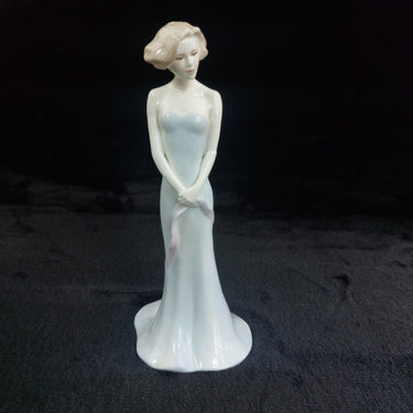 Coalport Silhouettes Susannah Figurine    – Small Chip  on skirt 19930