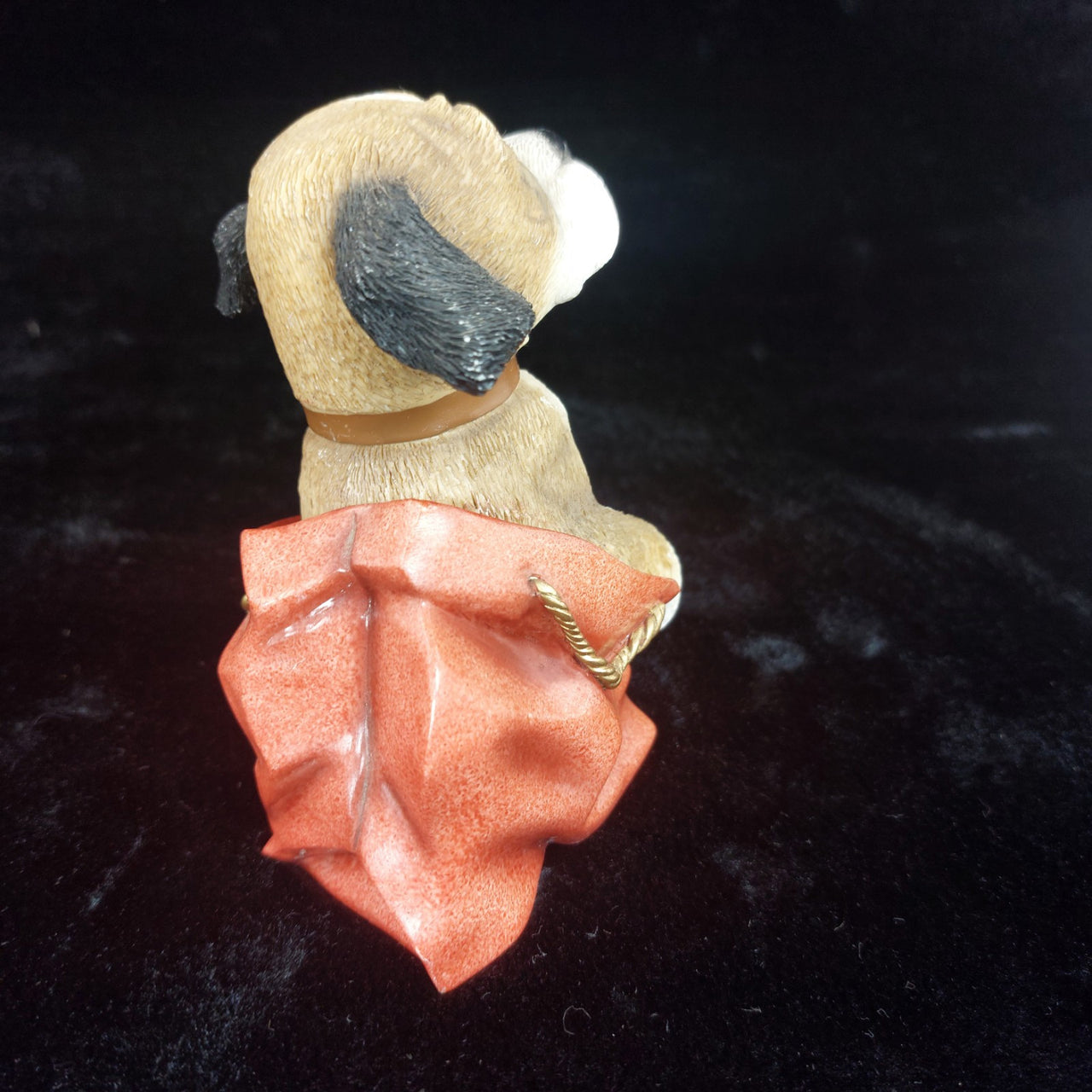 Leonardo Collection Dog Figurine 2001 – Medium "Take Me Home" Puppy in Sack5