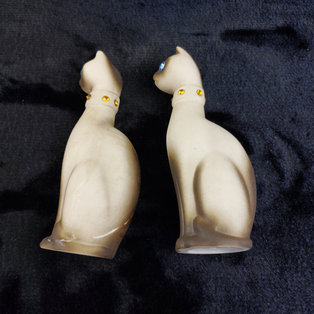 California Vintage USA Siamese Cat Figurines Pair – One Repaired - 6.75" Display14