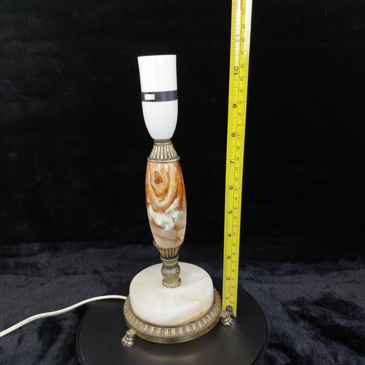 Vintage Marble Brass & Table Lamp – Ornate Onyx Base – Working Condition Display3