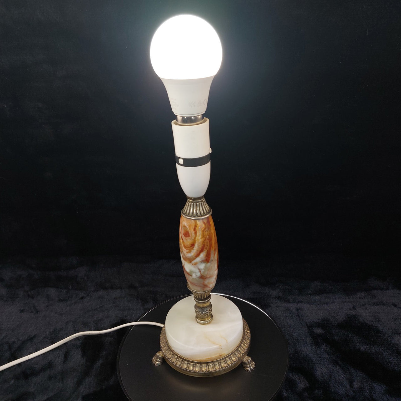 Vintage Marble Brass & Table Lamp – Ornate Onyx Base – Working Condition Display1