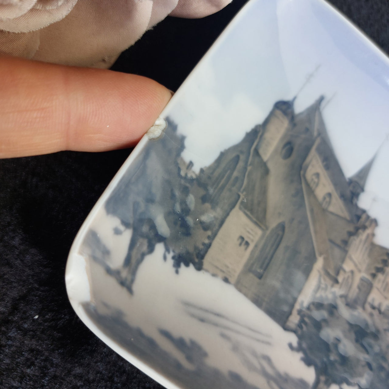 2×Royal Copenhagen Ashtray Dish Domkirken Hald Slelv Danish Landmark Porcelain8