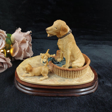 Border Fine Arts Golden Labrador & Pups signed D.Geenty  1980 decor bookshelf0