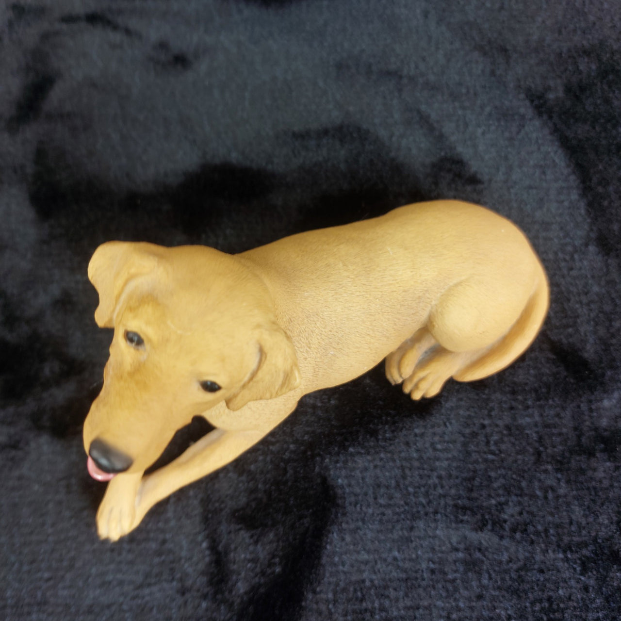 Dogs Yellow Galore Labrador Figurine Handcrafted UK Pottery Ornament decor.5
