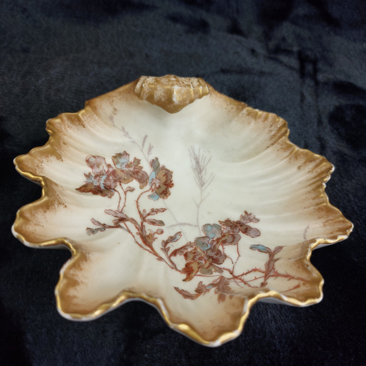Limoges France Bowl A. Lanternier Antique Shell Dish Floral Gilded Trim decor12