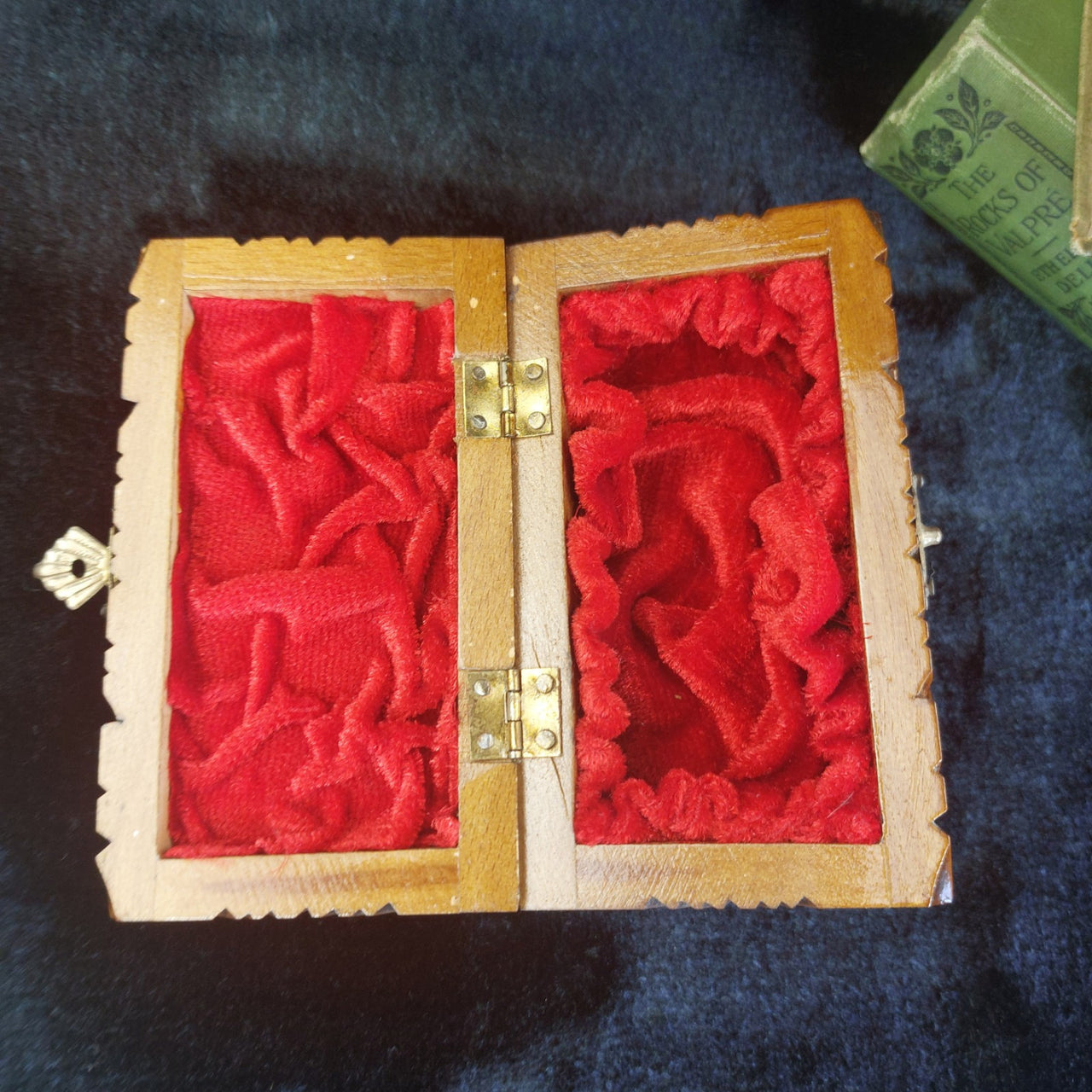 French Vintage Wooden Jewelry Box –Small Chest with Red Velvet Lini Hand-Carved5
