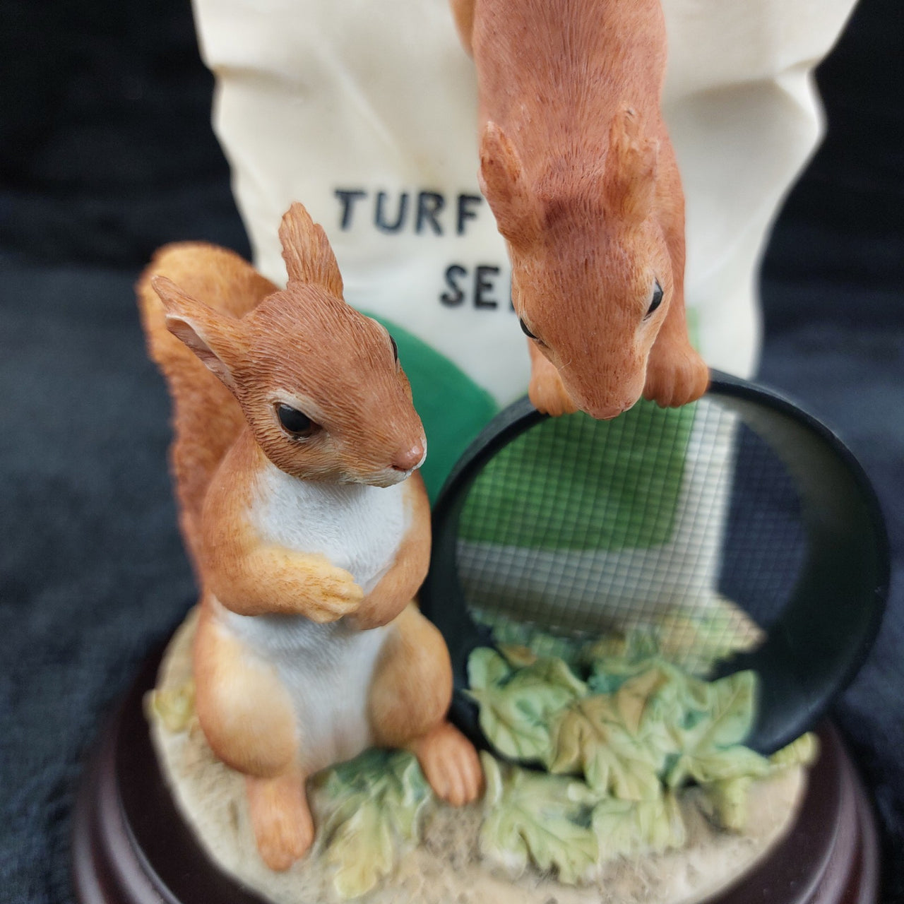 Border Arts Fine Good Squirrels in Garden 2014 Figurine A26260 Mammals Decor.5