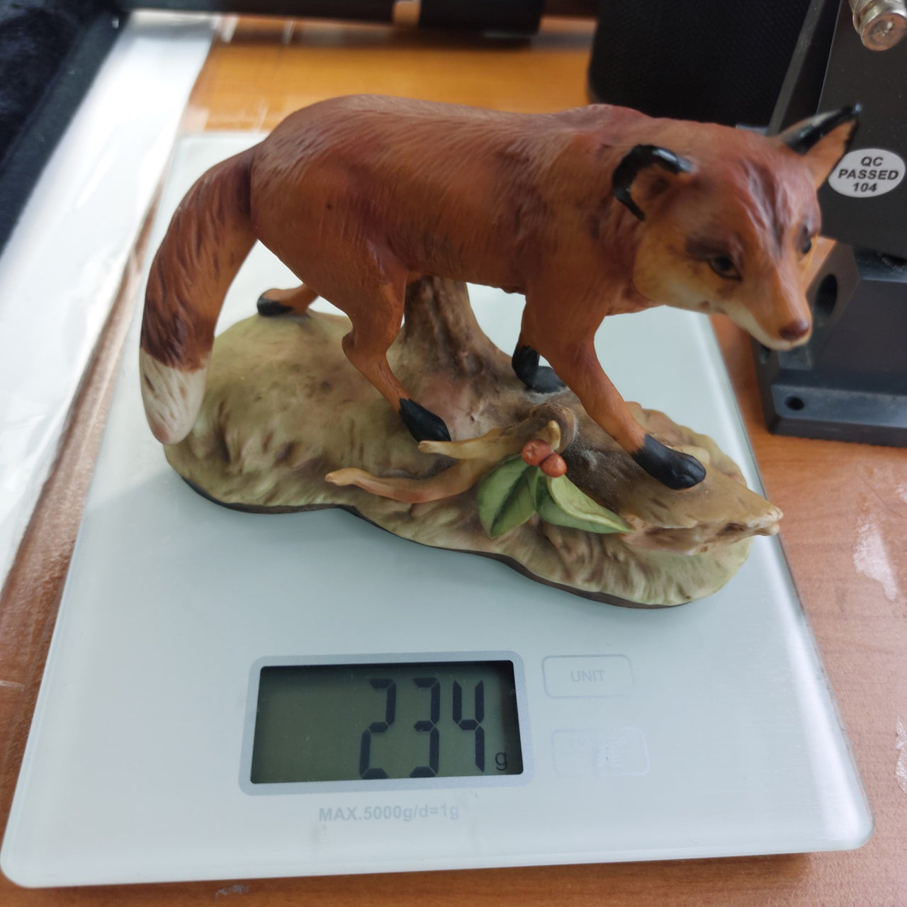 Maruri Good Fox Red Figurine Porcelain Wildlife 6" Long Hand Painted Woodland Sc11