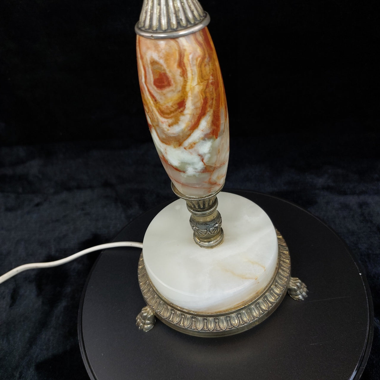 Vintage Marble Brass & Table Lamp – Ornate Onyx Base – Working Condition Display6