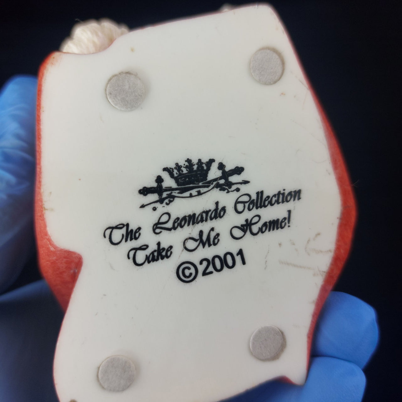 Leonardo Collection Dog Figurine 2001 – Good "Take Me Home!" Puppy in Sack9