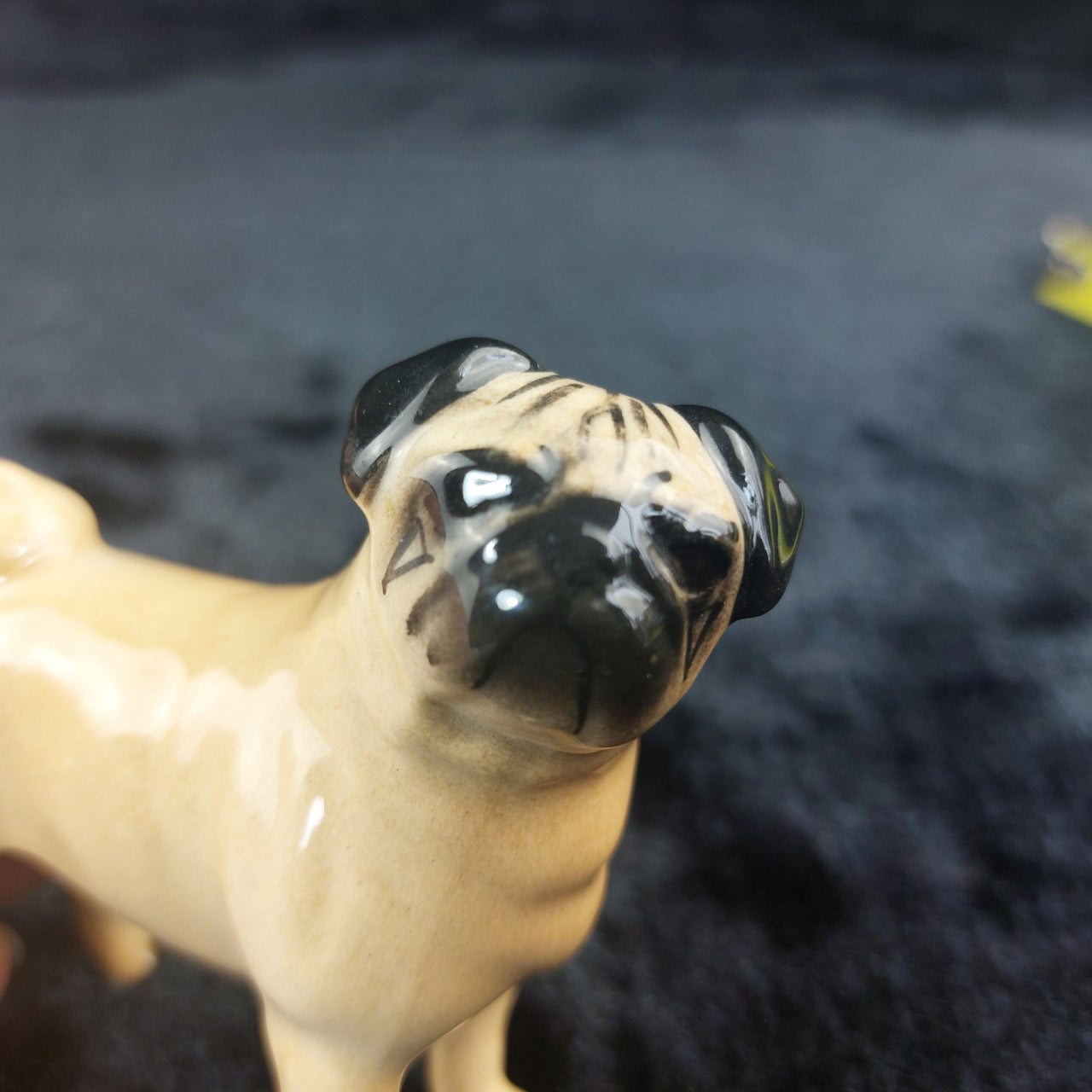 Beswick England Pug Dog Figurine  3" Tall  Good Glazed Porcelain 75g Collectible9