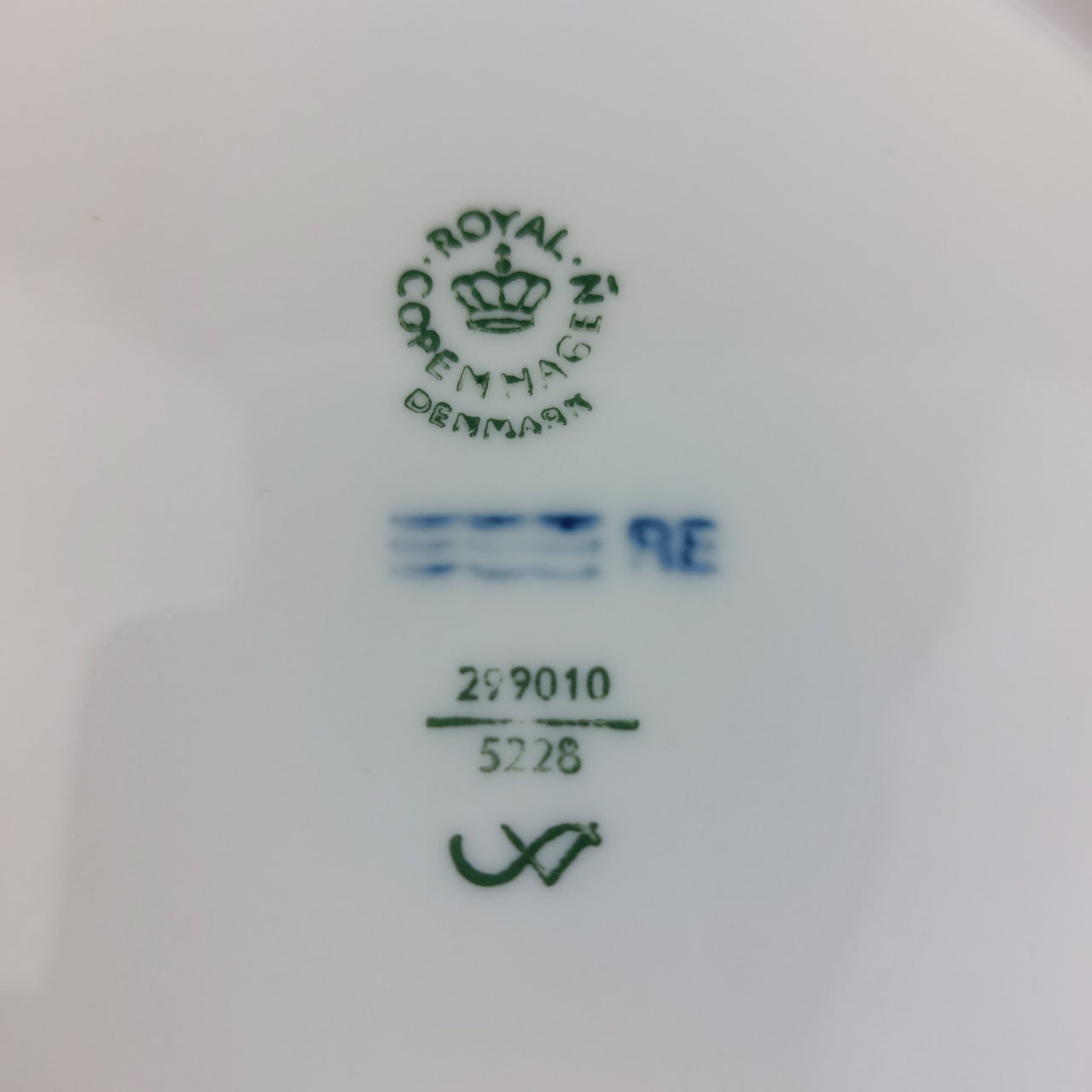 Royal Copenhagen Blue Plate  19cm Farmer Tractor Scene 299010 Denmark 52286
