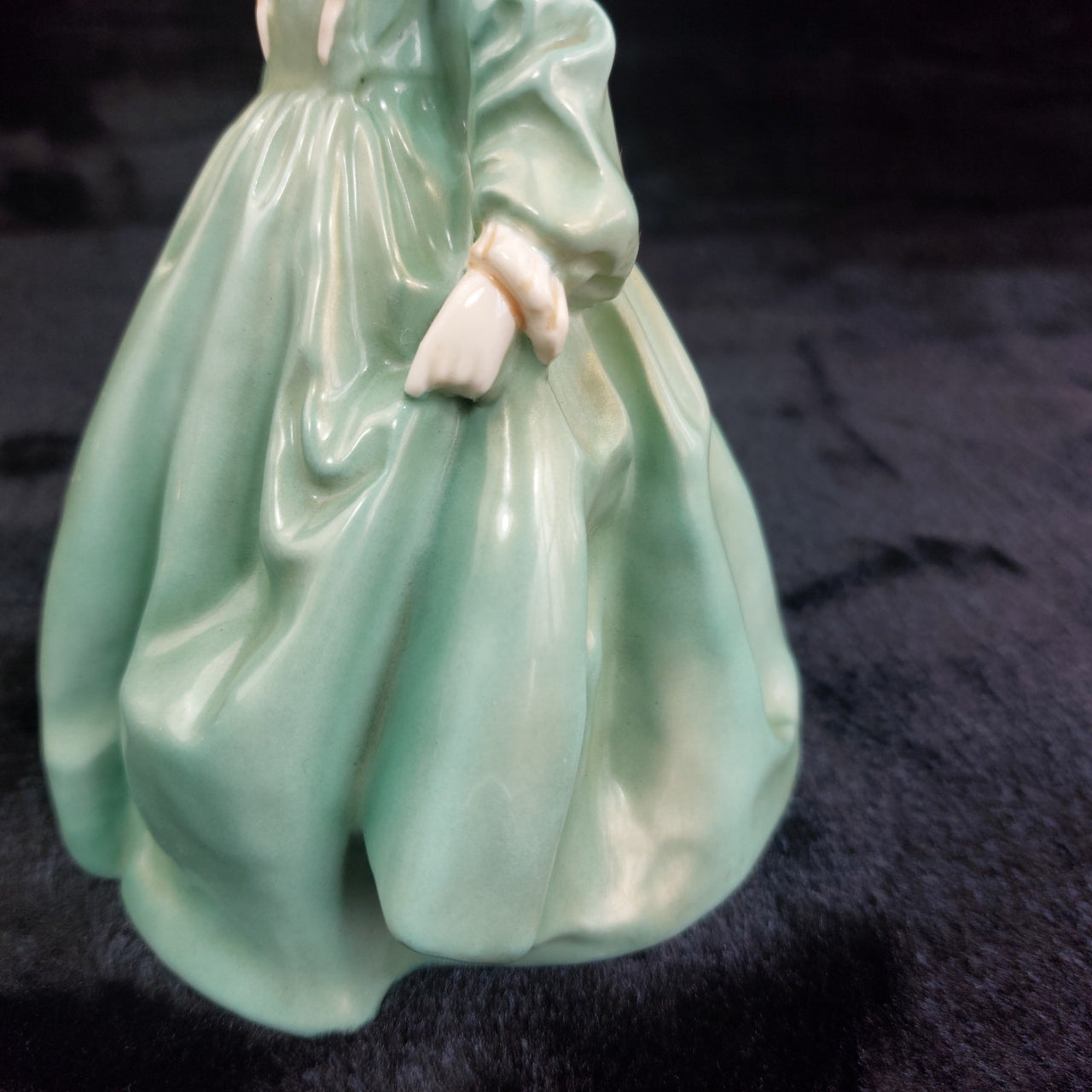 Royal Worcester Figurine 3081  6.5” Tall. Grandmother’s Dress F.G. Doughty6