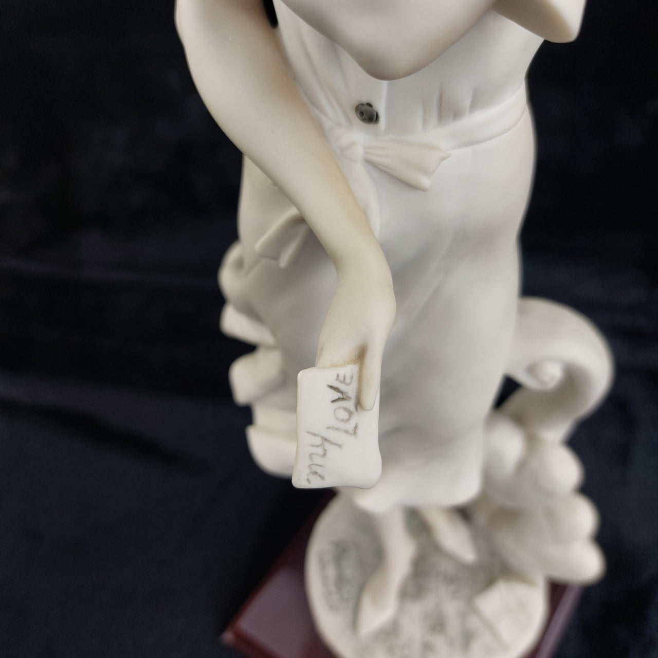 Florence In Love Figurine Armani 0382-F Girl with Letter & Rose 16" Porcelain7