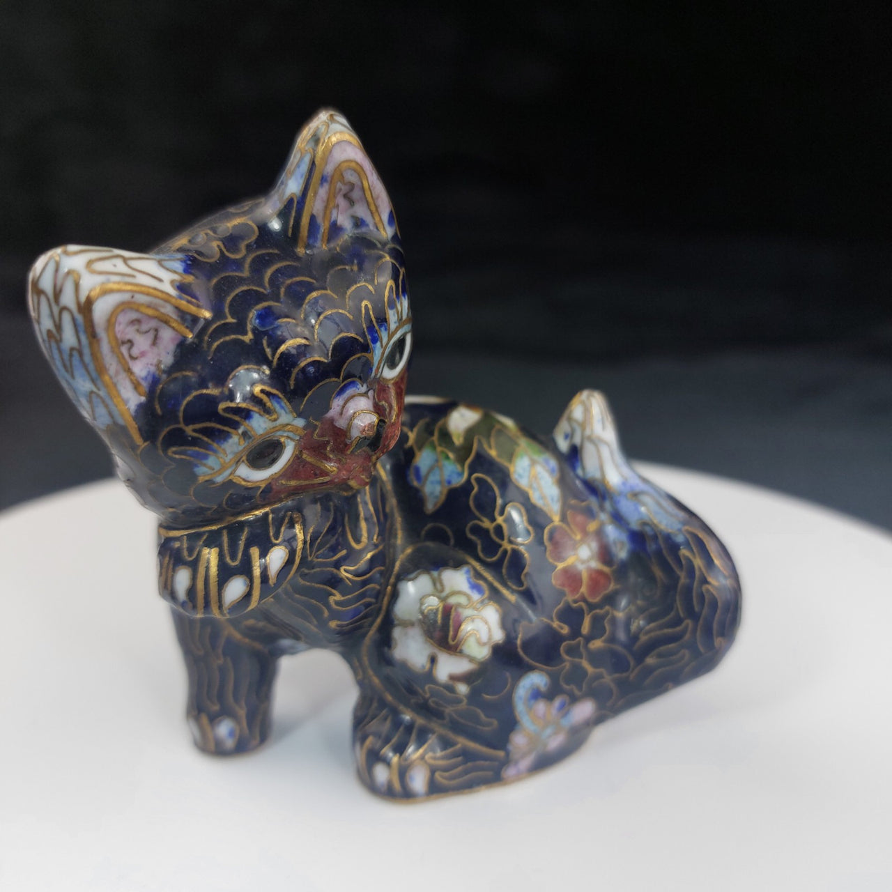 Chinese Cloisonné Enamel Cat Figurine – Handcrafted Collectible Vintage 5