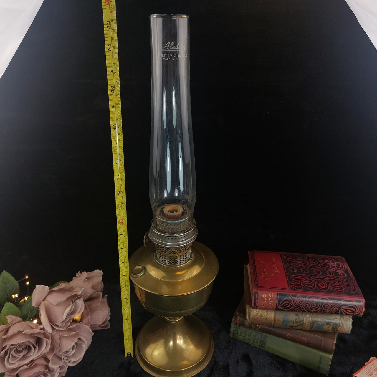 Vintage 1930`s Brass Aladdin Kerosene Parlor Lamp With Paraffin, See The Glass1
