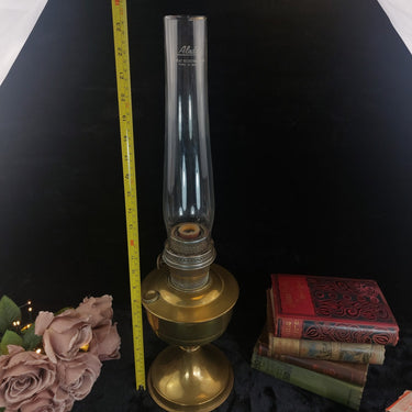 Vintage 1930`s Brass Aladdin Kerosene Parlor Lamp With Paraffin, See The Glass1