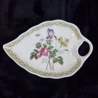 Thumbnail for Vintage Royal Doulton Camilla Fine Bone China Leaf Trinket Dish 1990 England4