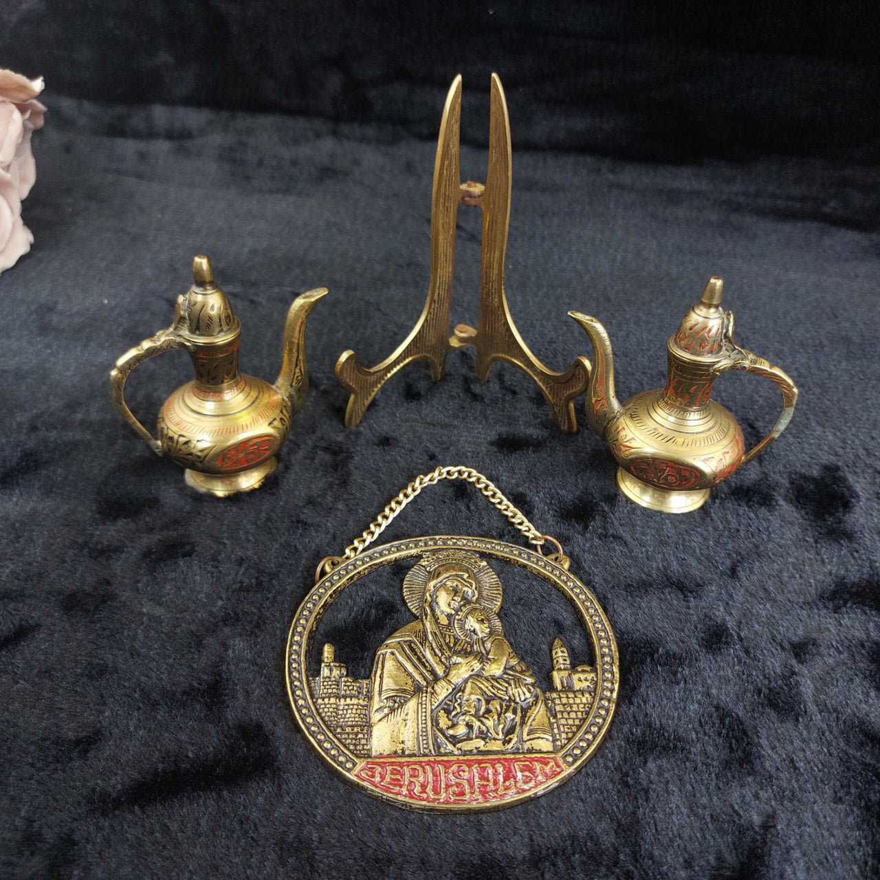 Brass Religious Jerusalem Plaque & Pic Holder & 2×Pitcher Collectable decor gold22