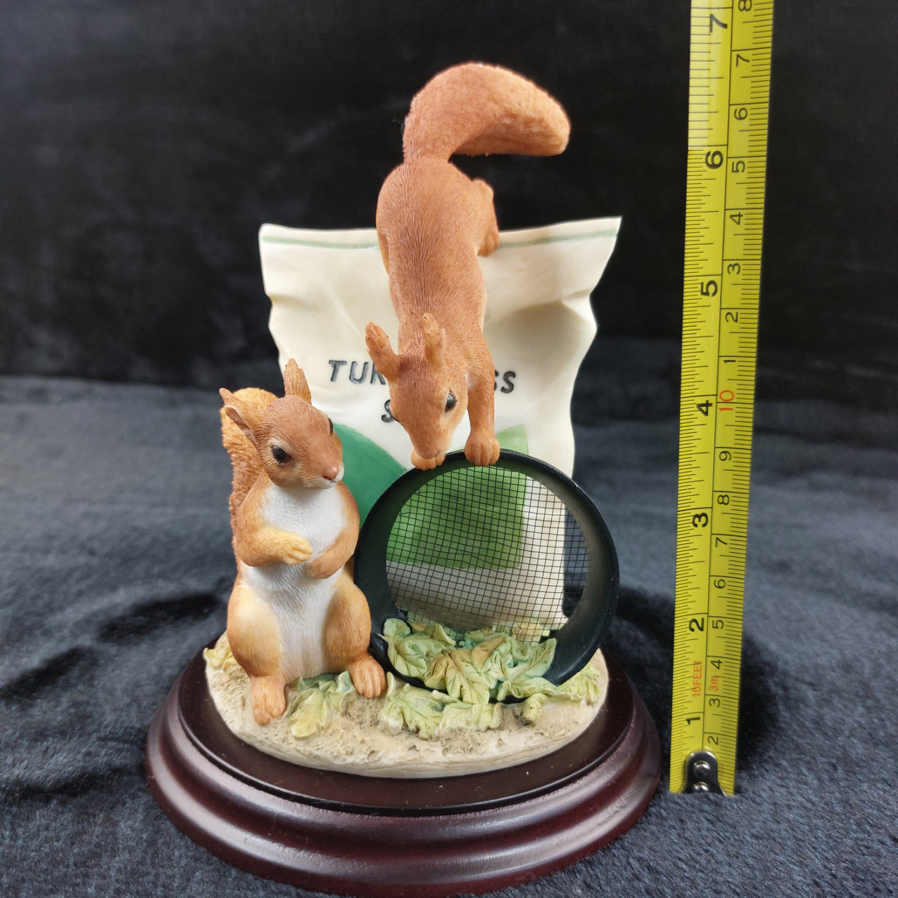 Border Arts Fine Good Squirrels in Garden 2014 Figurine A26260 Mammals Decor.15