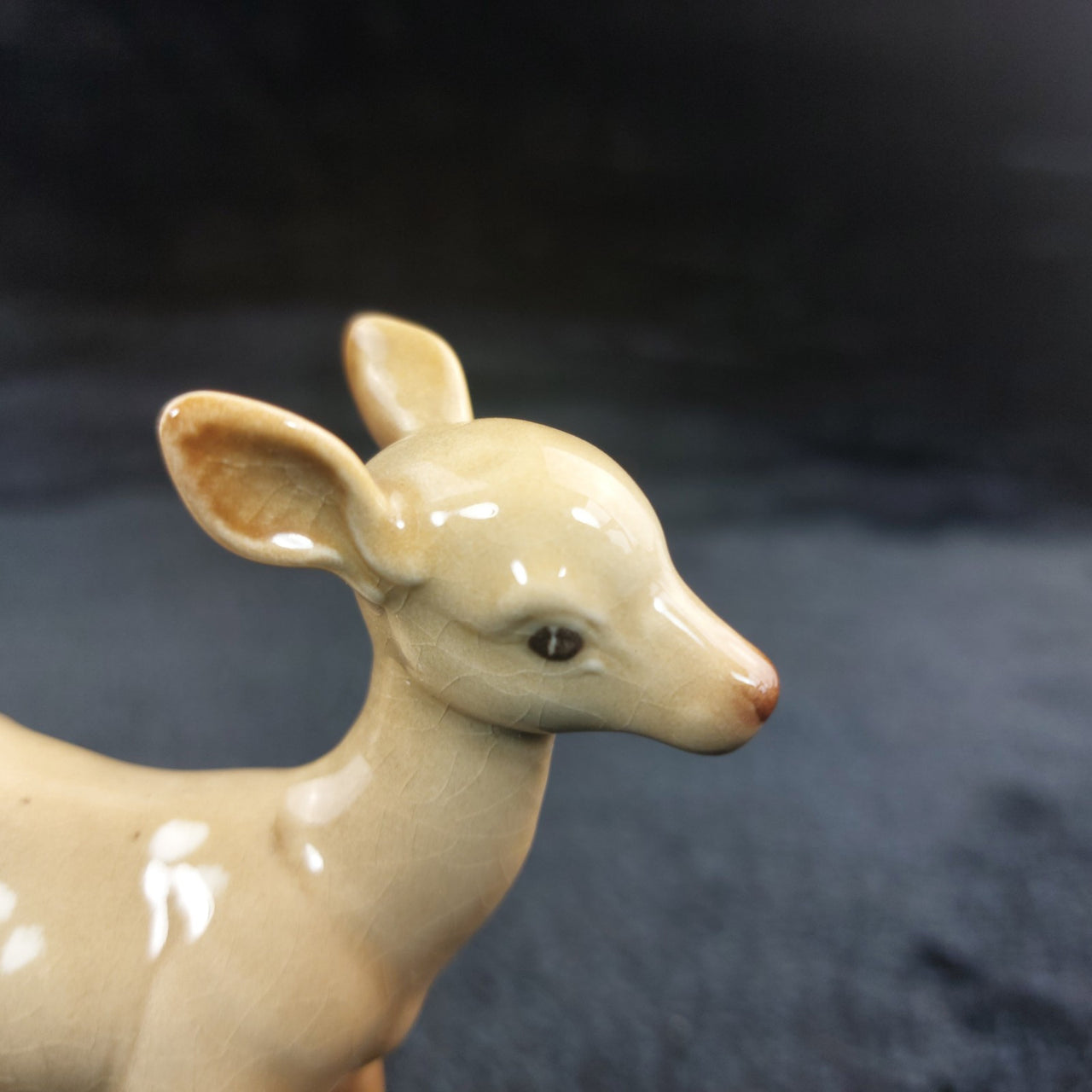 Beswick England Fawn Figurine -Deer Spotted Baby Glazed Vintage 4" Long Beige11