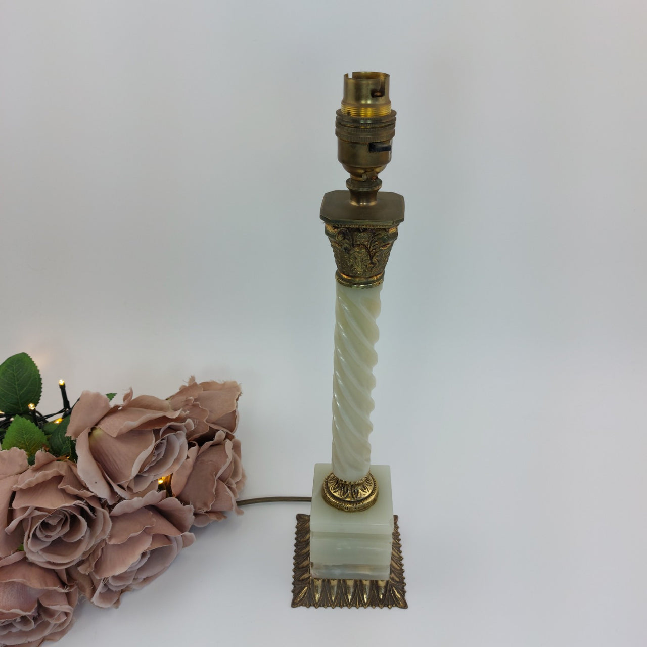 Stunning Marble & Brass large Table Lamp – 15" Tall, Ornate Design2