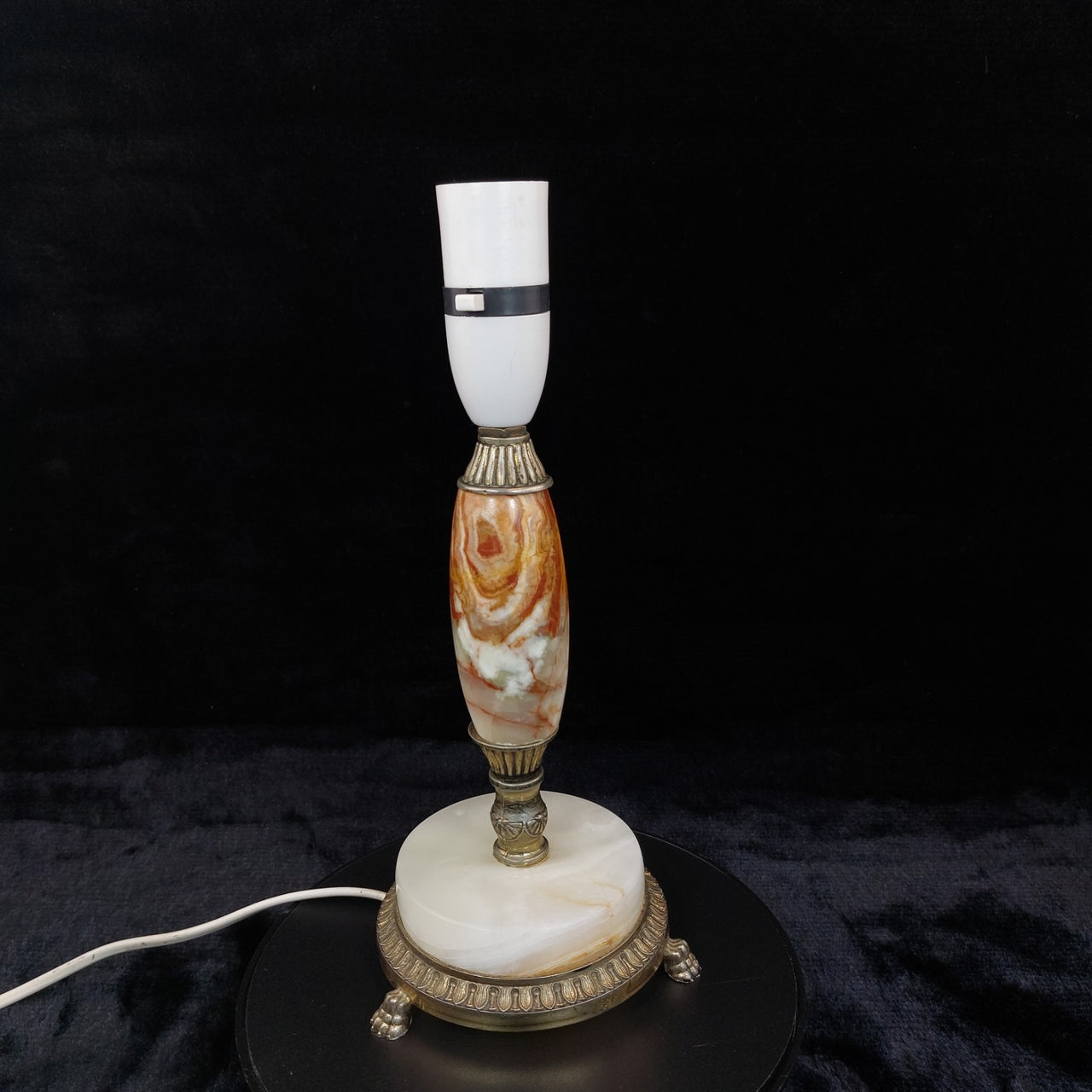 Vintage Marble Brass & Table Lamp – Ornate Onyx Base – Working Condition Display2