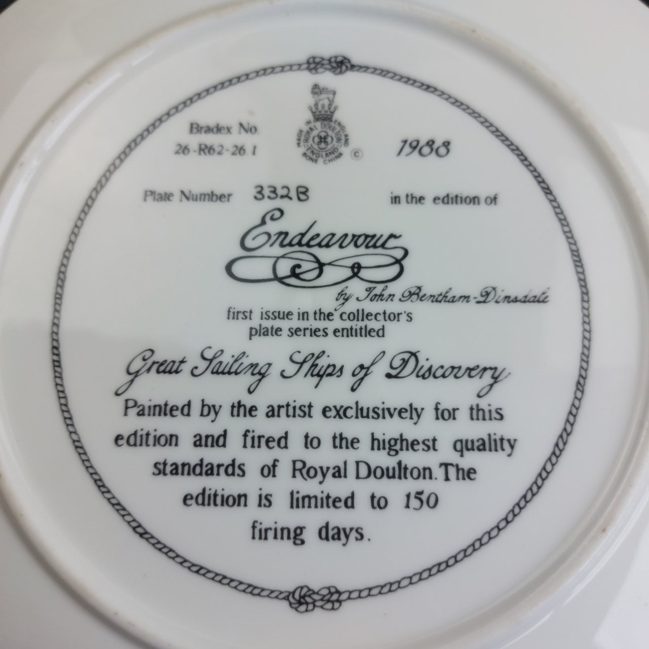Royal Doulton Endeavour 8.5" Plate 1988 Gift John Dinsdale Great Sailing Ships9