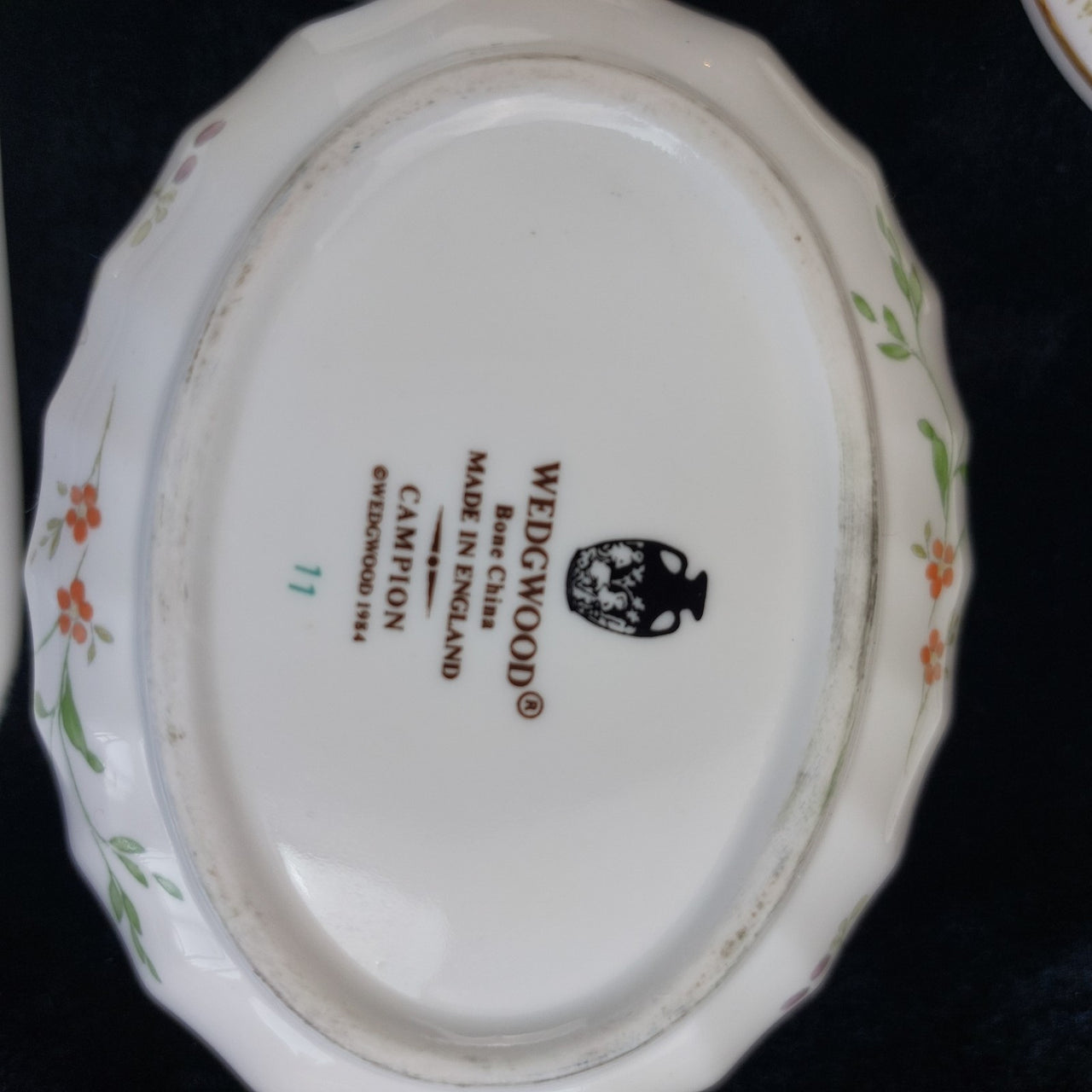 Wedgwood Bone China Pin Dish & Trinket Box Set England - Floral Gold Vintage Rim10