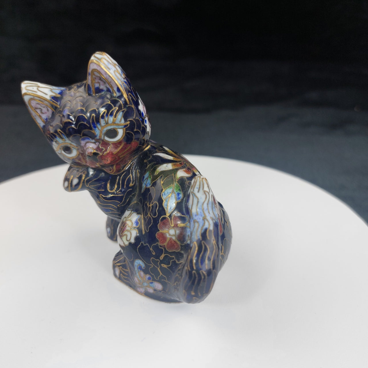Chinese Cloisonné Enamel Cat Figurine – Handcrafted Collectible Vintage 4
